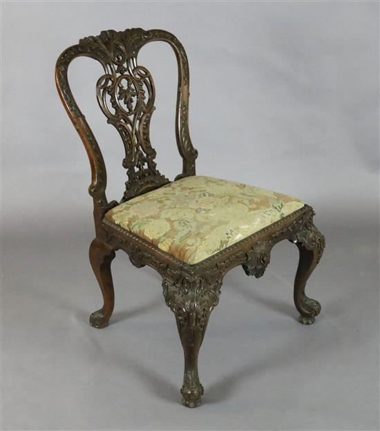 A George III Irish mahogany dining chair, W.2ft 1in. H.3ft 1.5in.